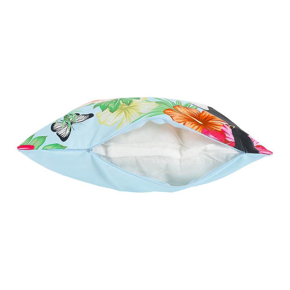 VERTUO Patio Cushion Toucans 17&nbsp;3/4&nbsp;in.&nbsp;x&nbsp;17&nbsp;3/4&nbsp;in.