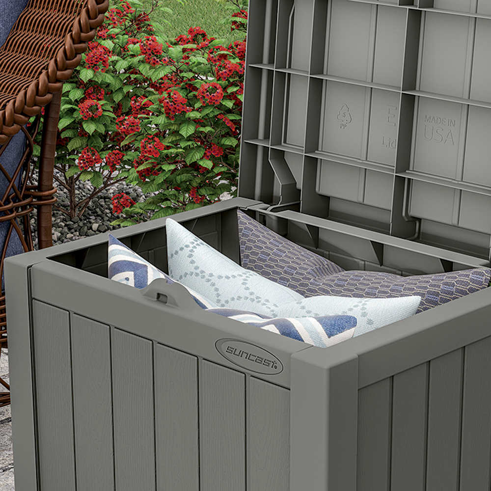 Compact Deck Storage Bench/Box 22&nbsp;in&nbsp;x&nbsp;17&nbsp;in