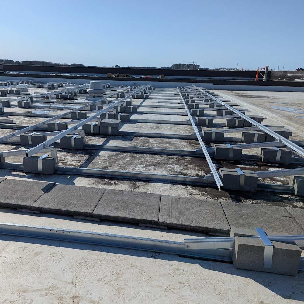 Pesée pour structure de panneau solaire 16&nbsp;po&nbsp;x&nbsp;4&nbsp;po&nbsp;x&nbsp;8&nbsp;po