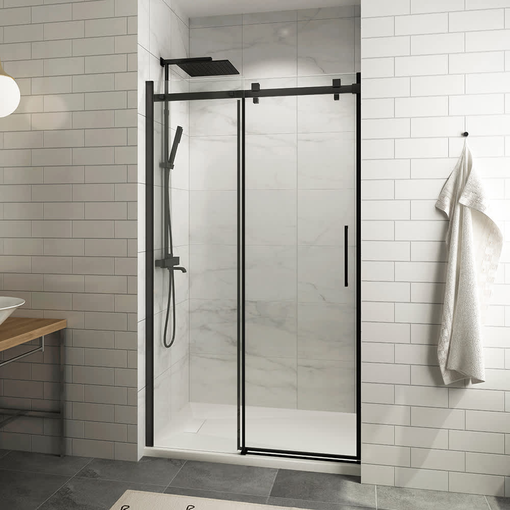 Douche en alcôve Alaska à base surbaissée finition carrée noire 48 po x 32 po TASSILI SUPRA