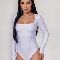 Body Feminino Essencial Decote Quadrado Manga Longa - Elegância Versátil