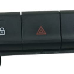 Garanta o controle total dos vidros elétricos e travas do seu Renault Kwid. Este comando original usado, compatível com modelos 2019 a 2023, é a solução ideal para reposição com economia. Não perca esta oportunidade!