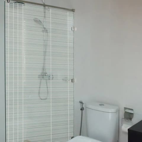 Película Adesiva Decorativa para Box Listras Branco e Cinza 190x120cm — foto 3