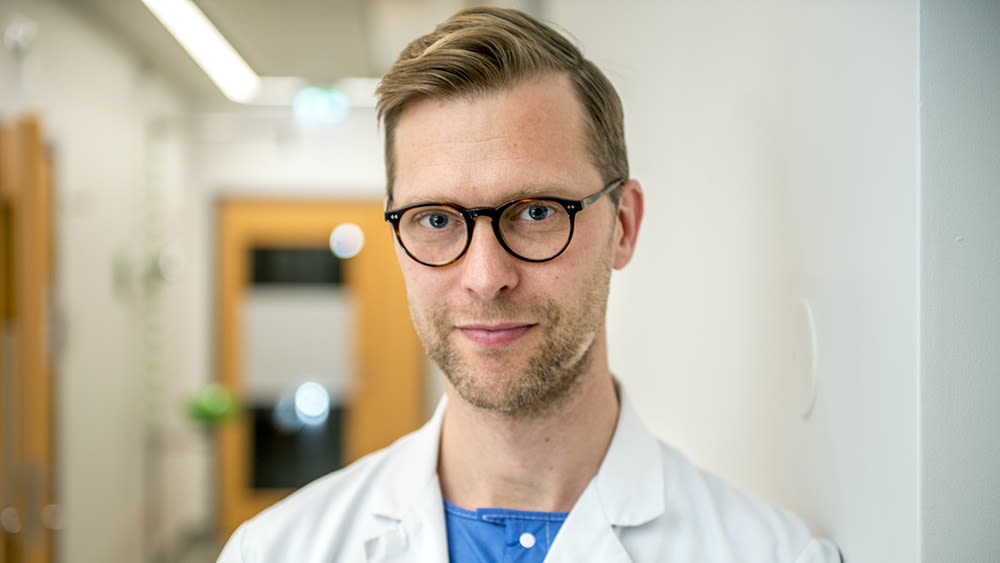 Gustav Stallhammar, Professore Associato