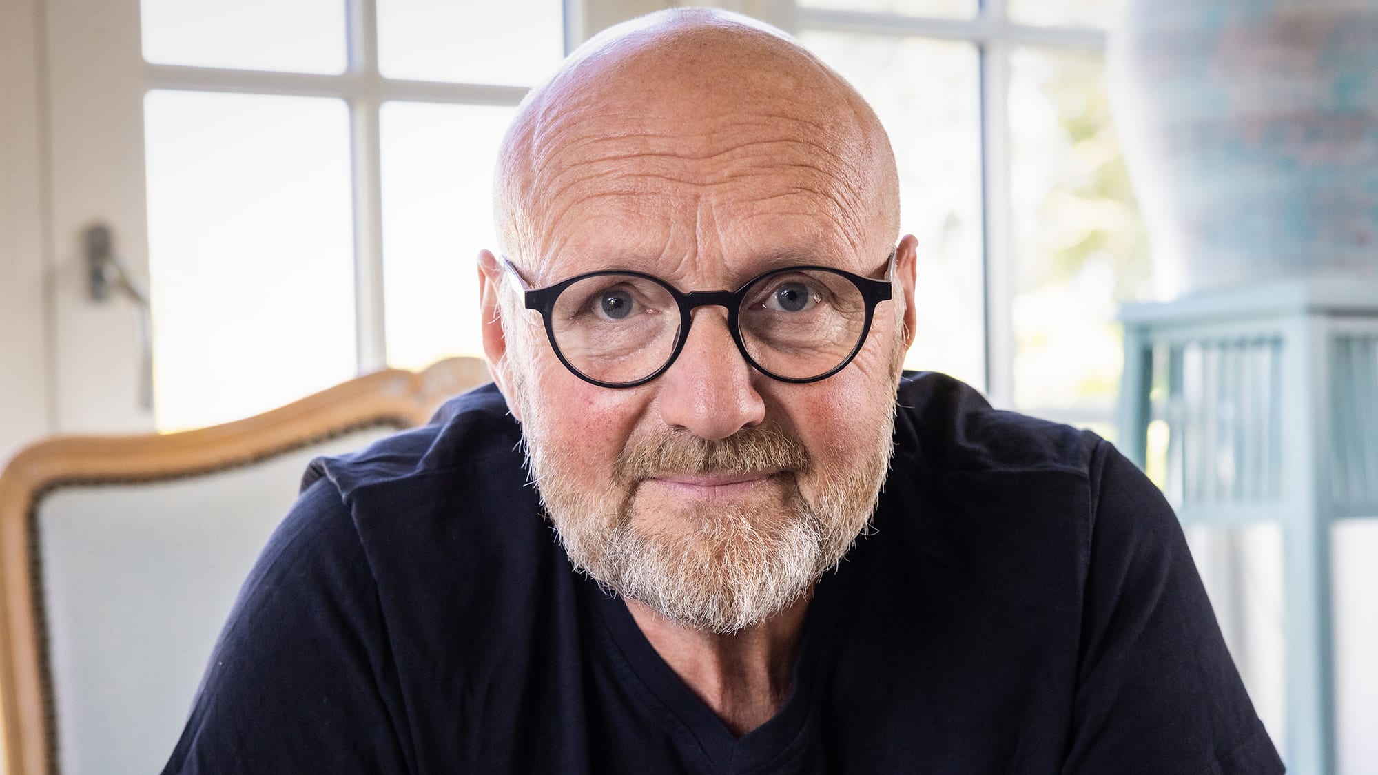 Porträtt i närbild av Dag Edlund. Foto: Karl Melander.