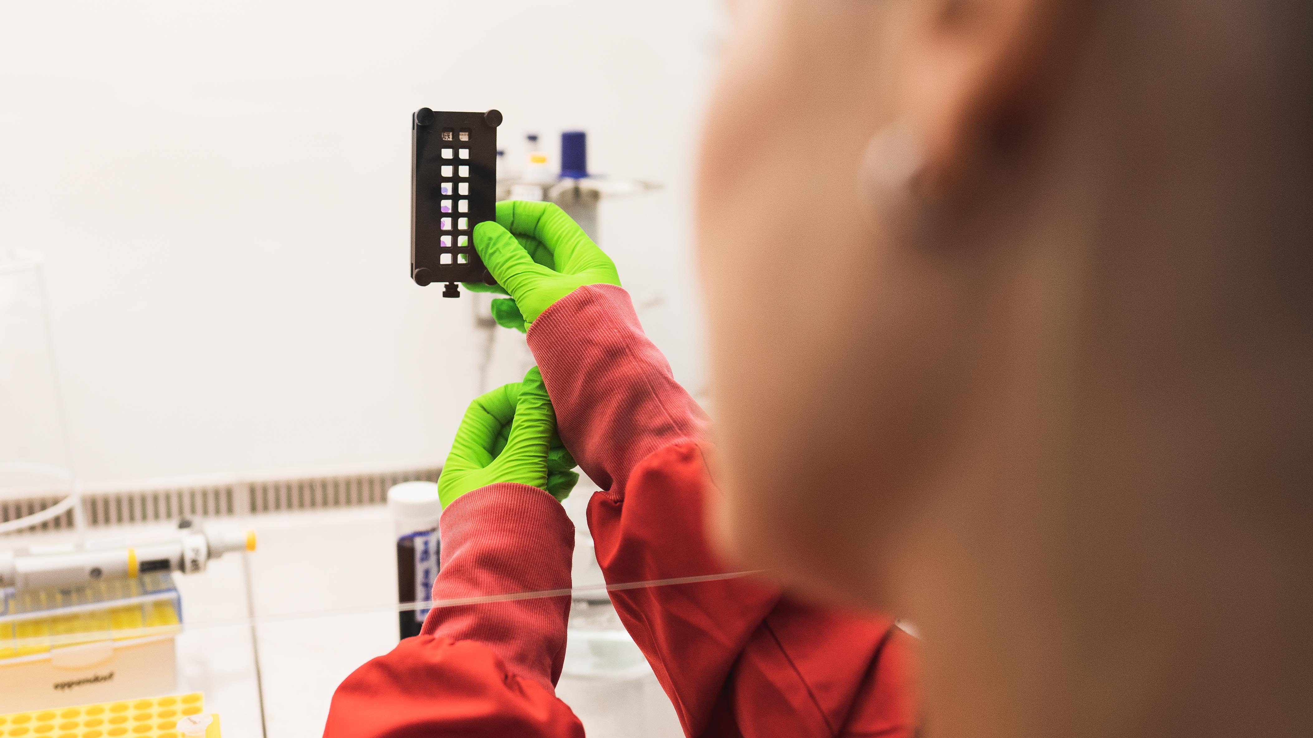 Detalj från utrustning på laboratorium