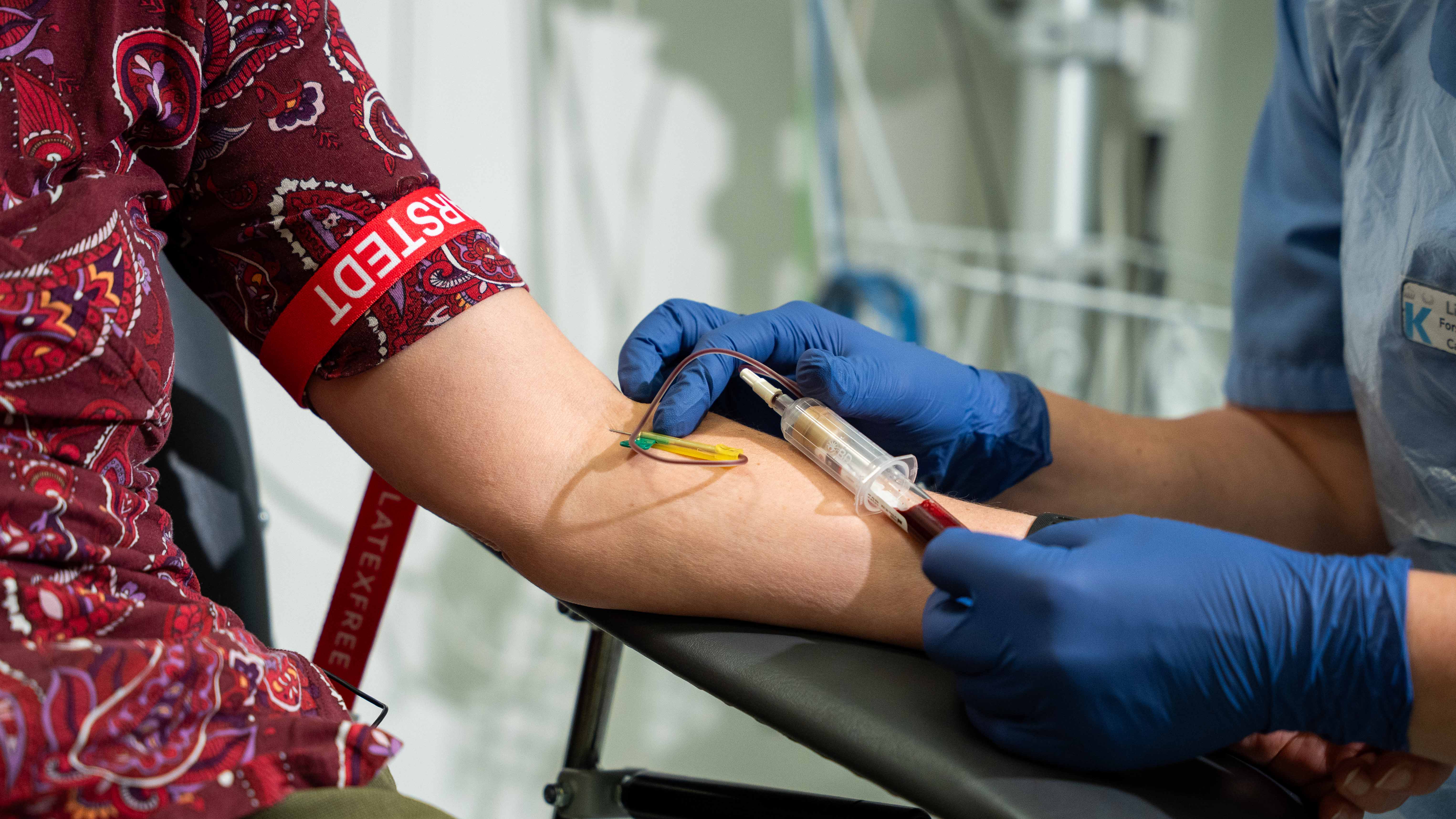 Pilotprojekt för att upptäcka canceråterfall i blodprover | Cancerfonden