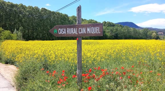 Parajes y rutas: entrada desde carretera