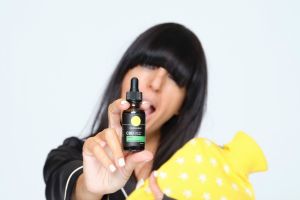 Claudia Winkleman Cannaray CBD Oil