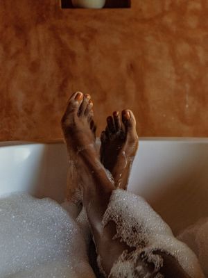 Woman's feet in bath