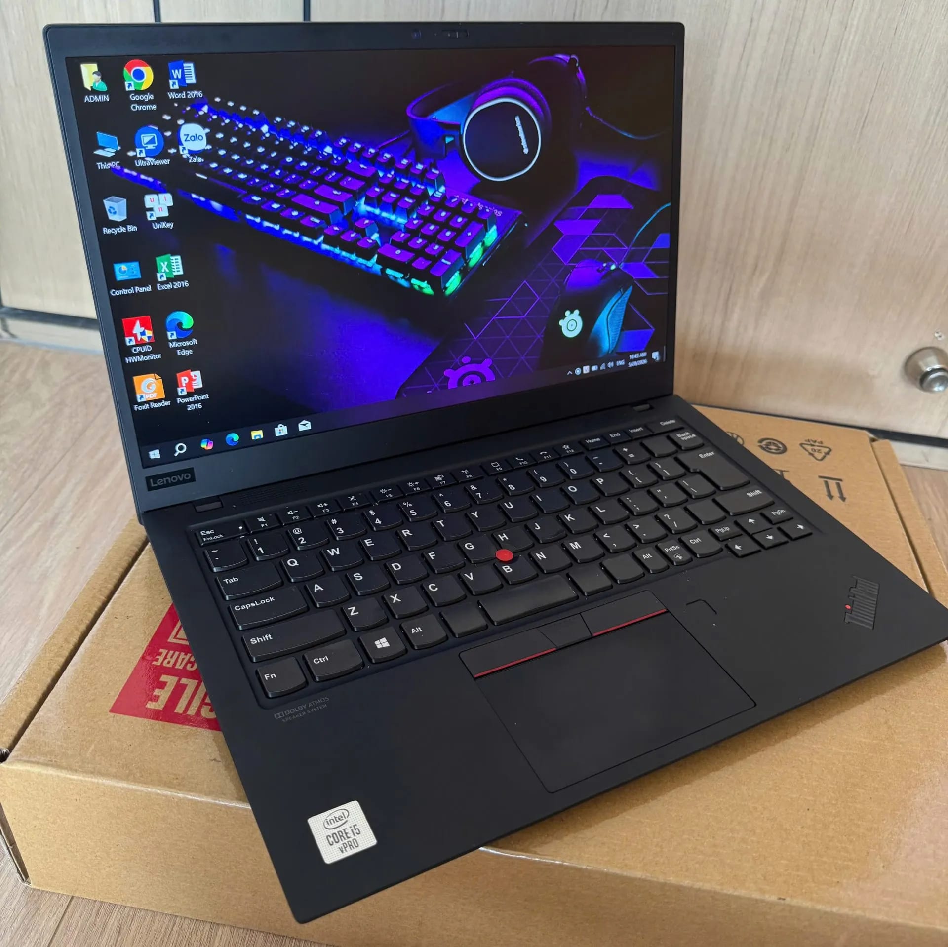ThinkPad X1 Carbon Gen 8