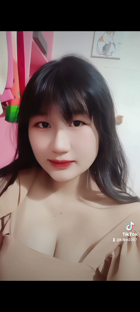 Tạ Khánh Linh