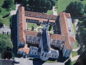 Residence - Default