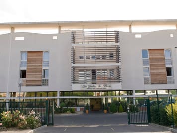 Ehpad Les Jardins Du Plessis A Sainte Genevieve Des Bois 91