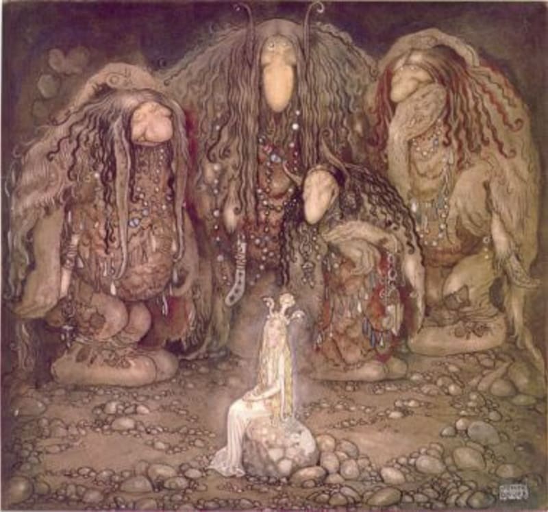Image of a lady elf and hidden people