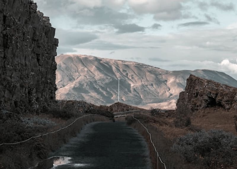 Image of the trail in Almannagja in Iceland