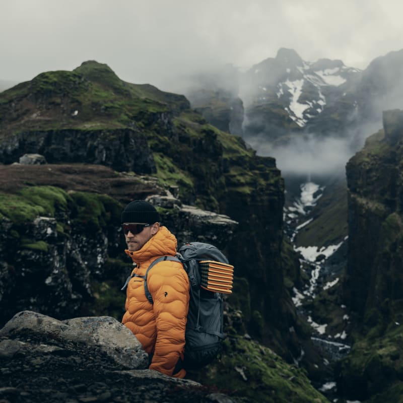 Man standin in Icelandic nature, GG Sport.