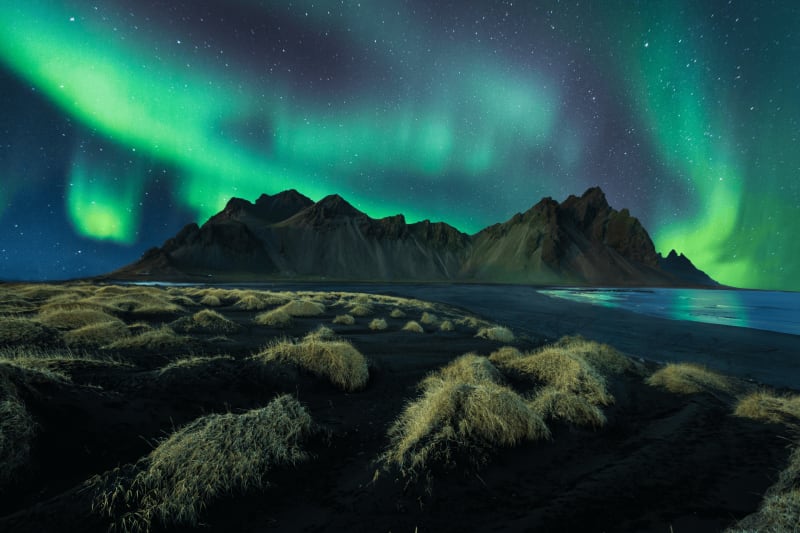 Image of the northern lights in iceland