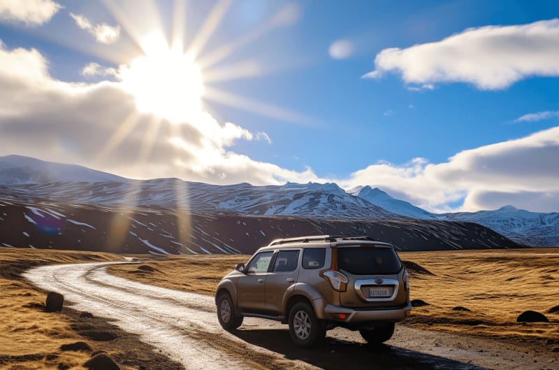 Image of a 4x4 in Iceland