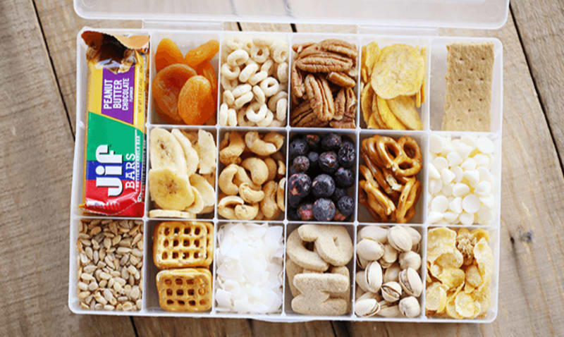 Image of a snack pack for family traveling