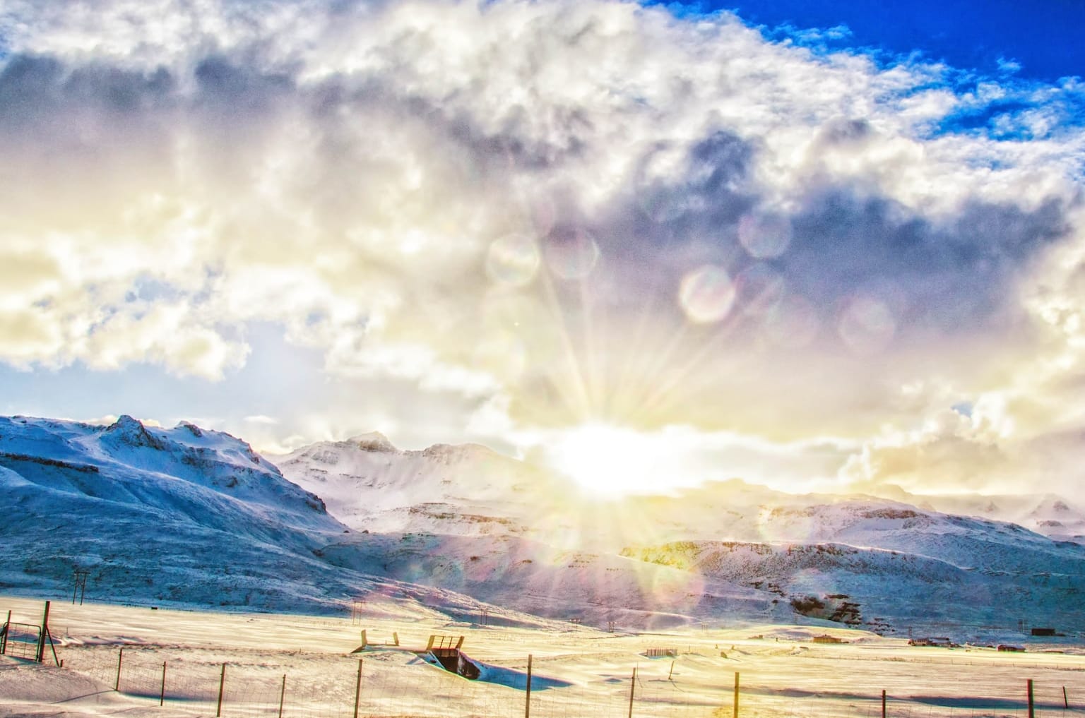 Image of a sunny day in iceland