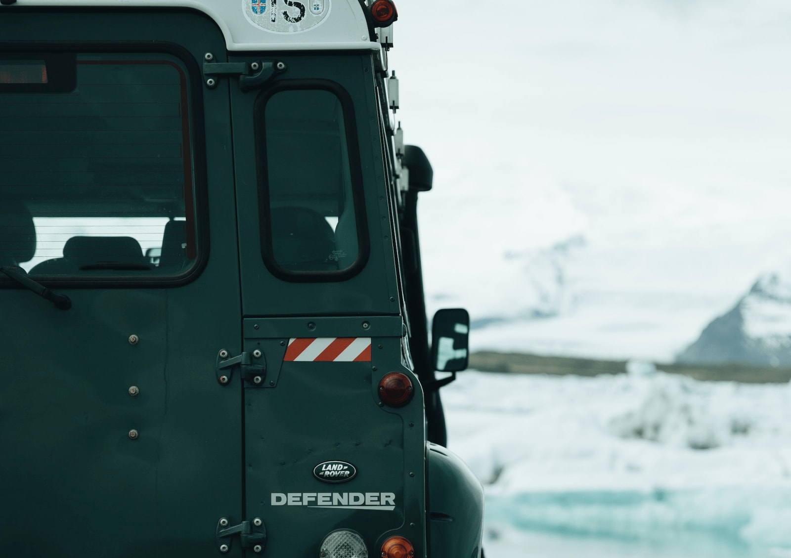 Image of a Land Rover in Iceland, an Iceland 4x4 Rental.