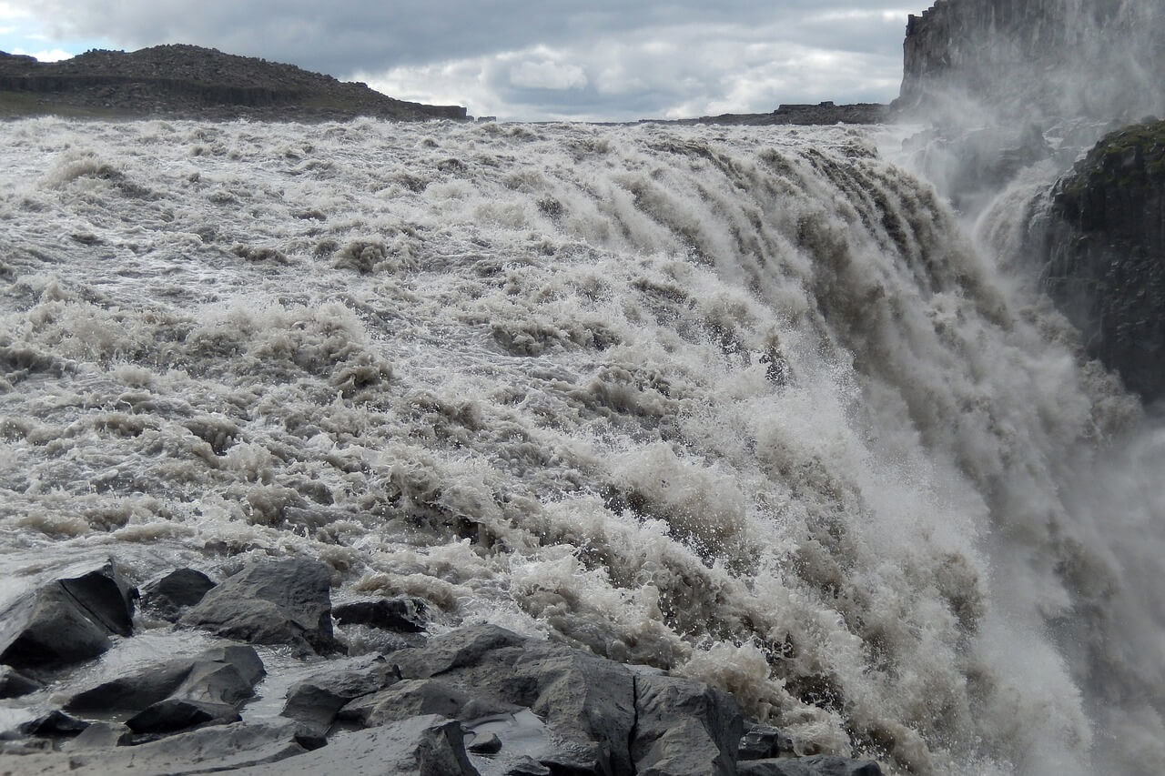 image of dettifoss iceland