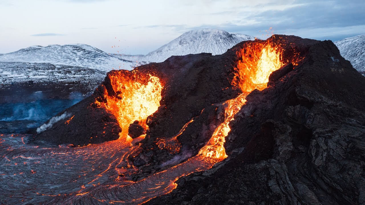 Image of Volcano Geldingadalir Iceland