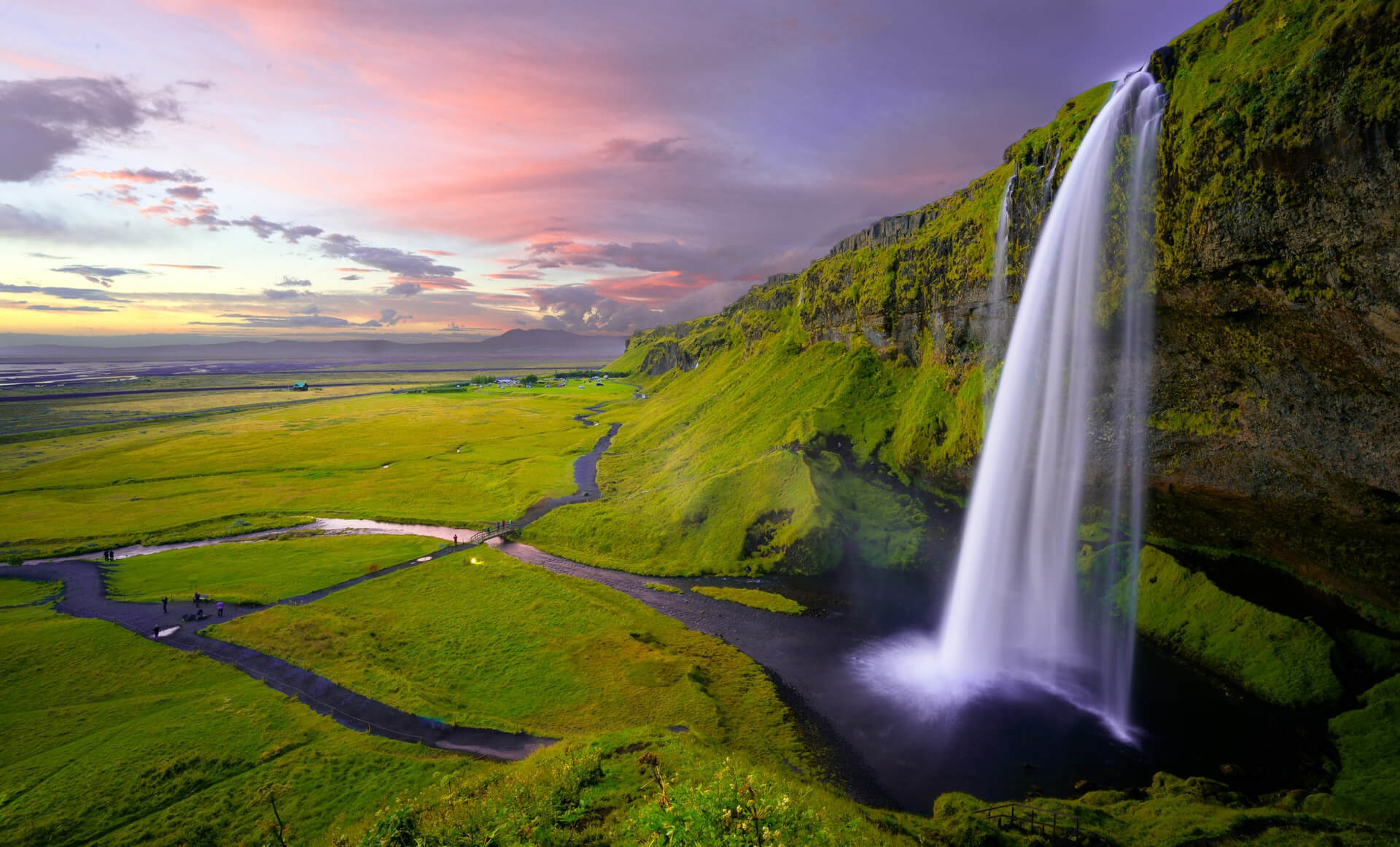 Image of Iceland for Weather Guide Sunny Climate