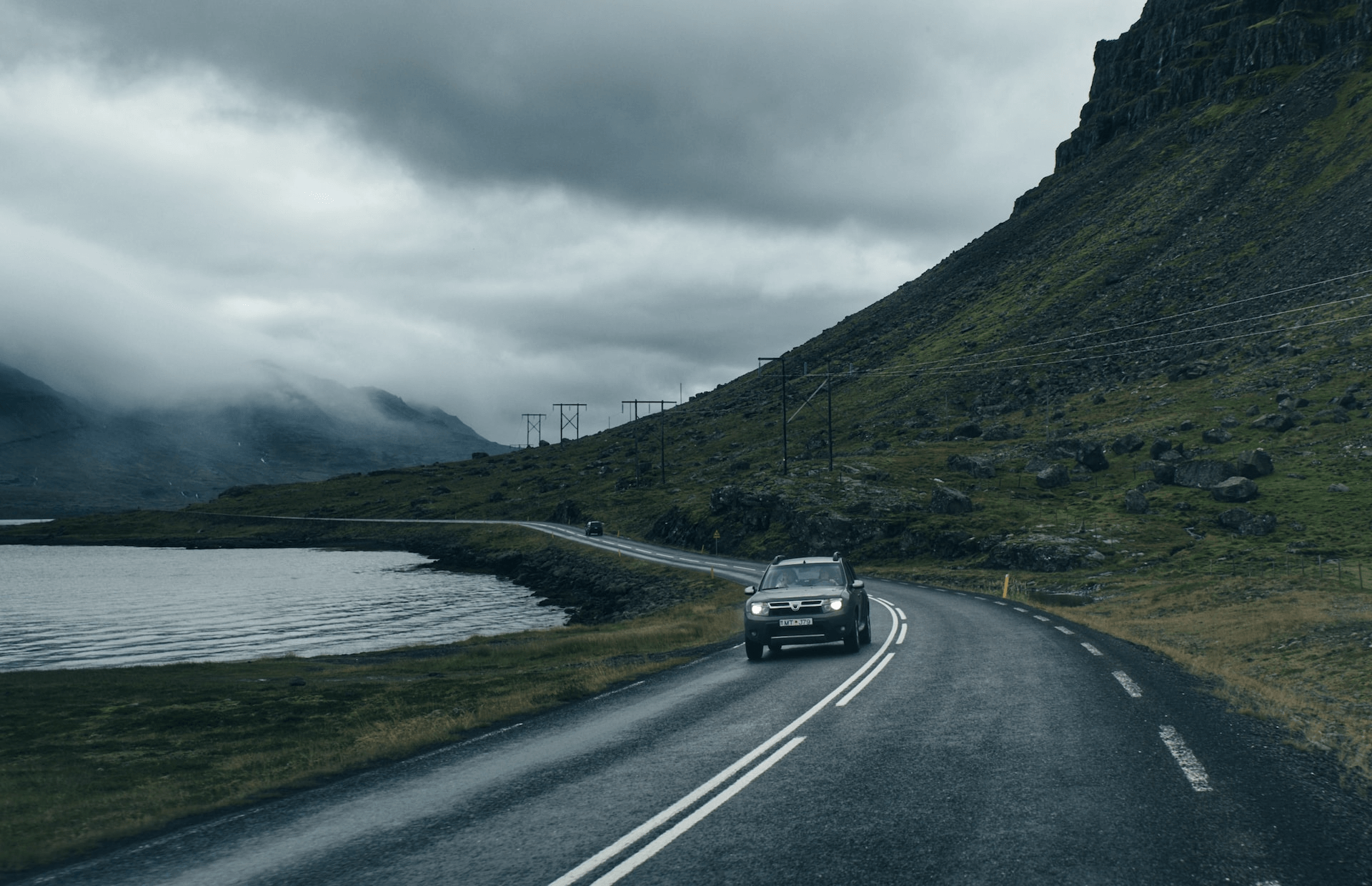 Car rental driving in Iceland