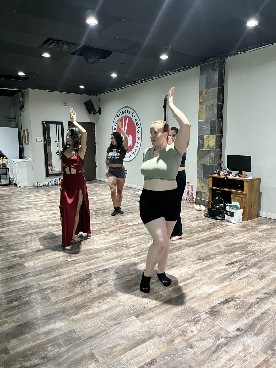 Bellydance Fusion class