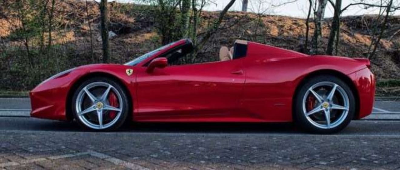 Ferrari 458 spider rouge 