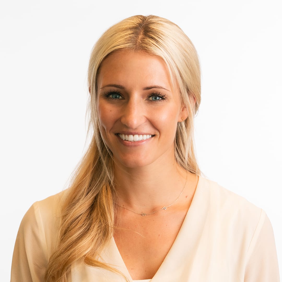 Headshot of Kristi Eveland Smith