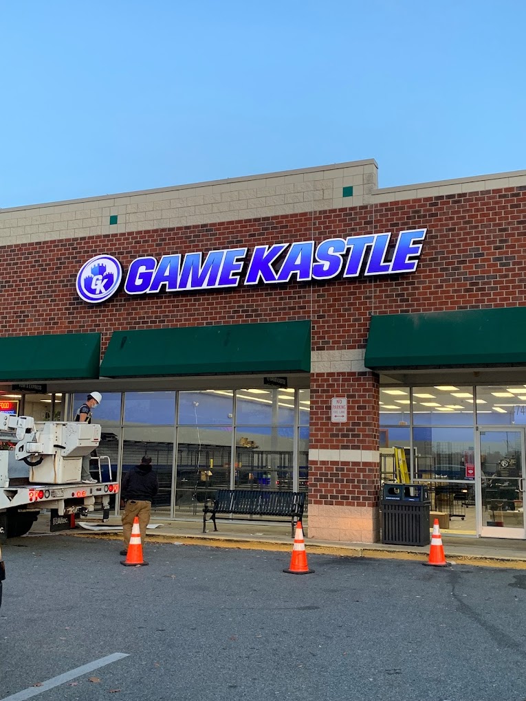 Store logo