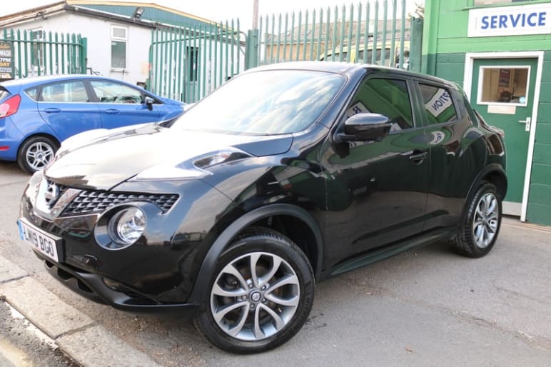NISSAN JUKE