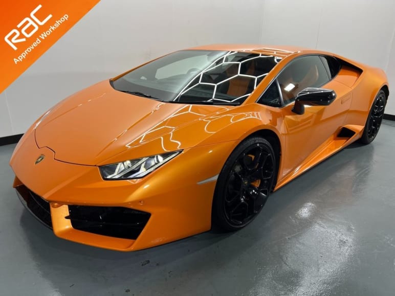 LAMBORGHINI HURACAN