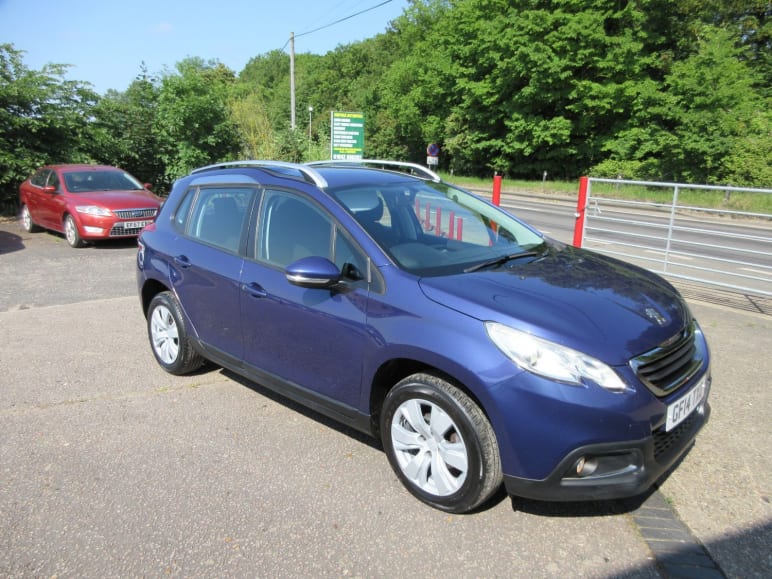 PEUGEOT 2008