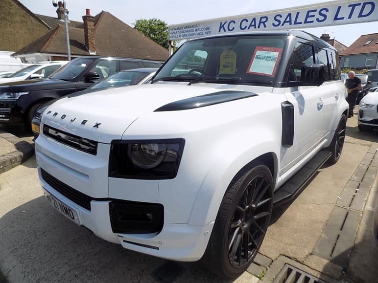 LAND ROVER DEFENDER