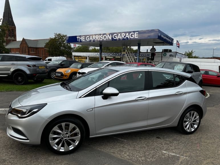 VAUXHALL ASTRA