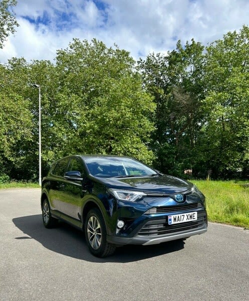 TOYOTA RAV4