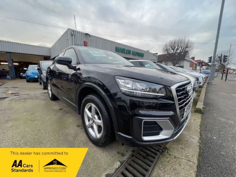 AUDI Q2