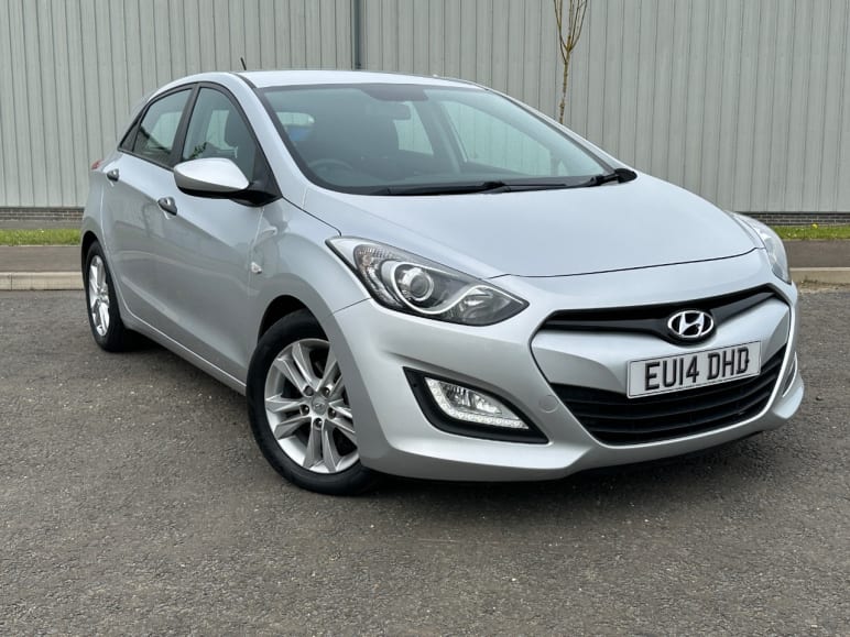HYUNDAI I30