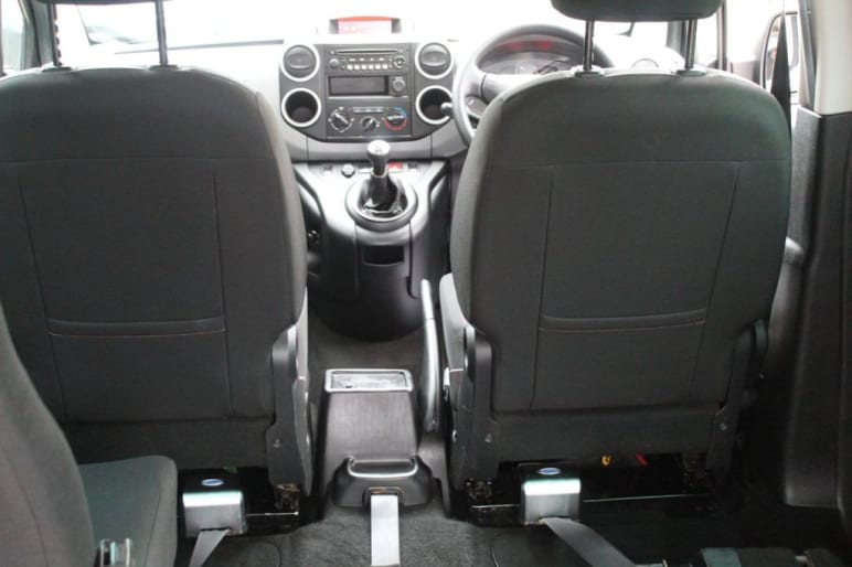 1.6 HORIZON RE 5d 100 BHP WHEEL CHAIR ADAPTED(WAV)
