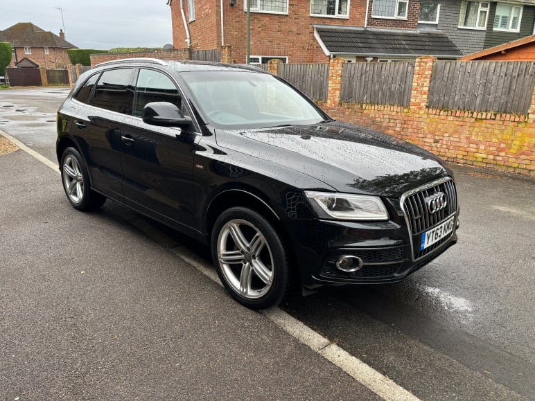 AUDI Q5