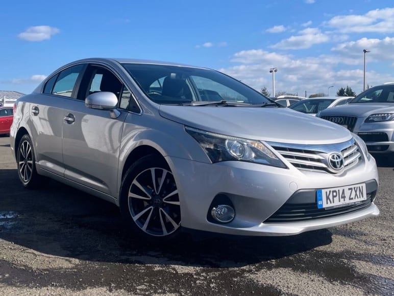 TOYOTA AVENSIS