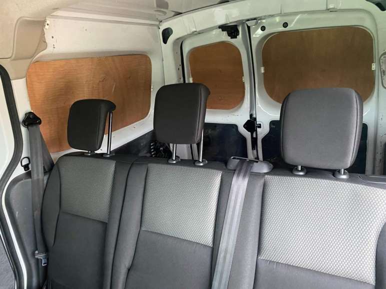 1.5 LL21dCi Crew Van Cab FWD L3 H1 4dr