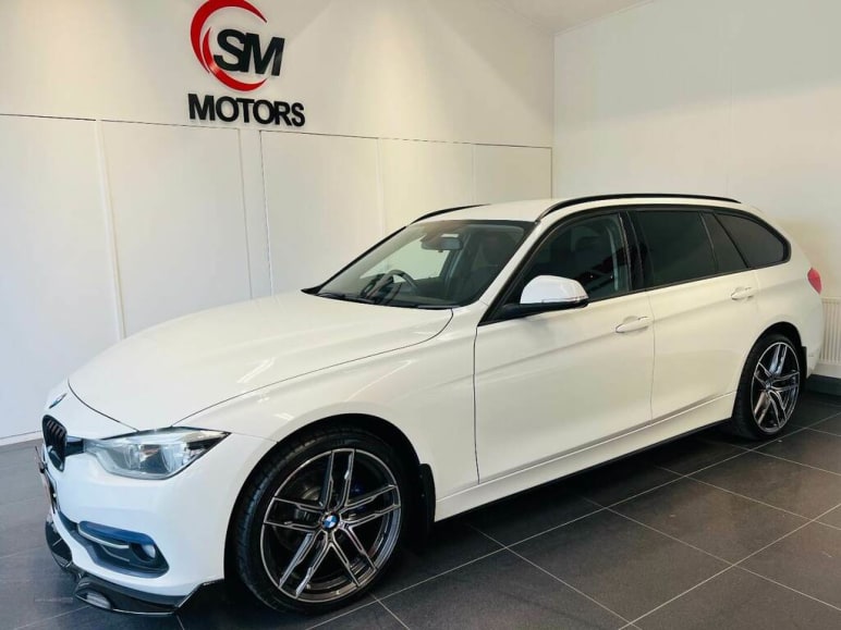 BMW 3 SERIES