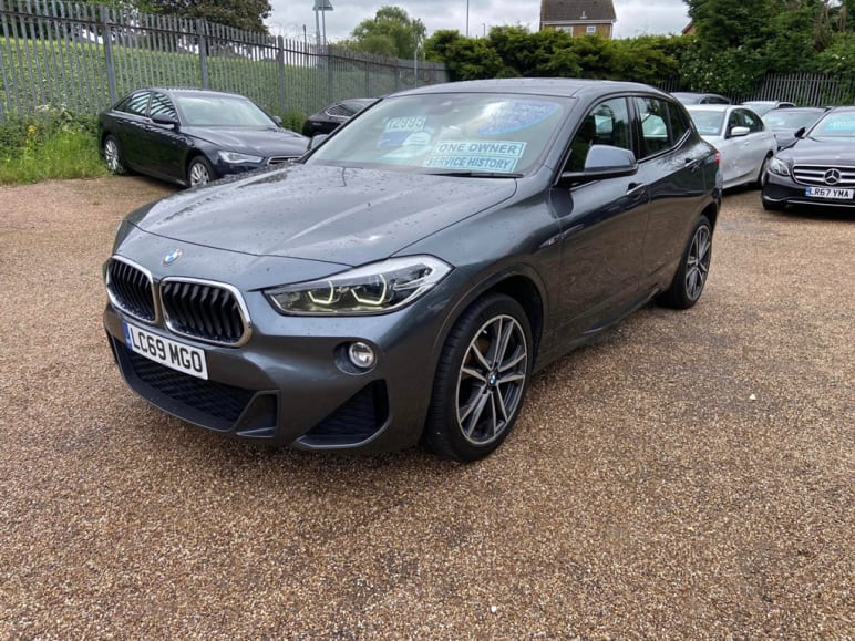 BMW X2