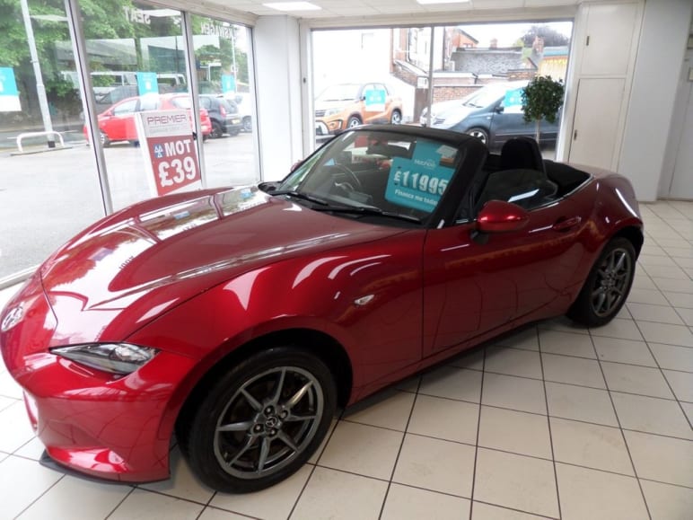 MAZDA MX-5