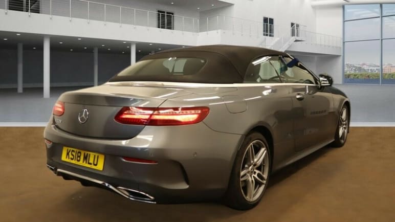 MERCEDES-BENZ E CLASS